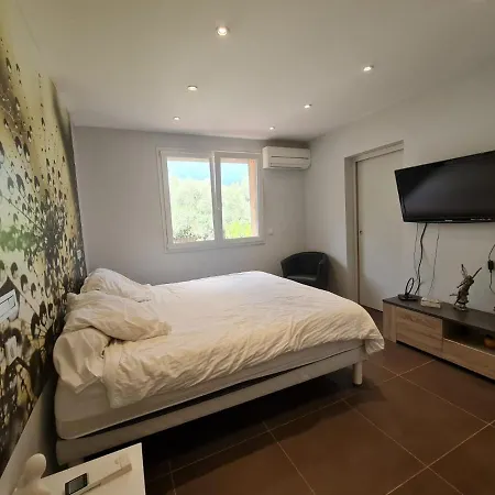 Haut De Villa Entre Porticcio Et Pietrosella Ferienhaus