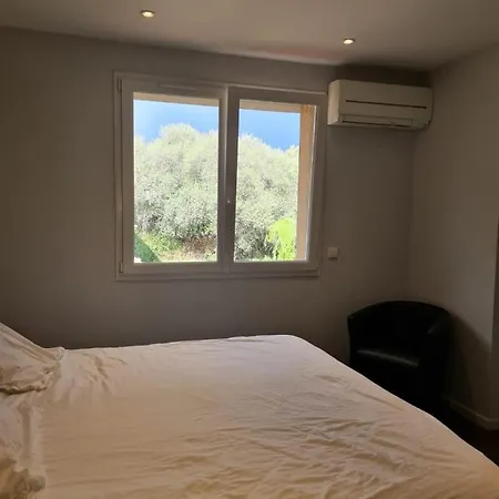 Haut De Villa Entre Porticcio Et Pietrosella * Porticcio (Corsica)